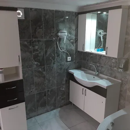 Apartment Suit Konaklama *